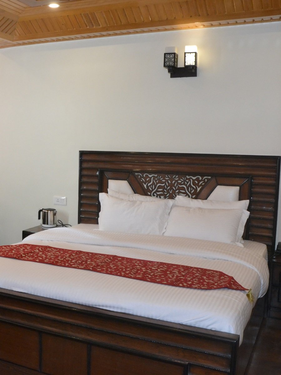 The Premium By Dusk N Dawn