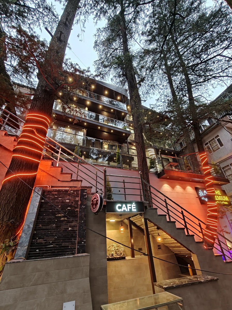 Hotel White Castle Fagu